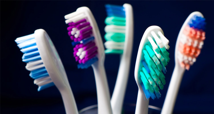 ΚΟΚΚΟΡΗ ΓΕΩΡΓΙΑ - ΓΛΥΦΑΔΑ METROPOLITANS