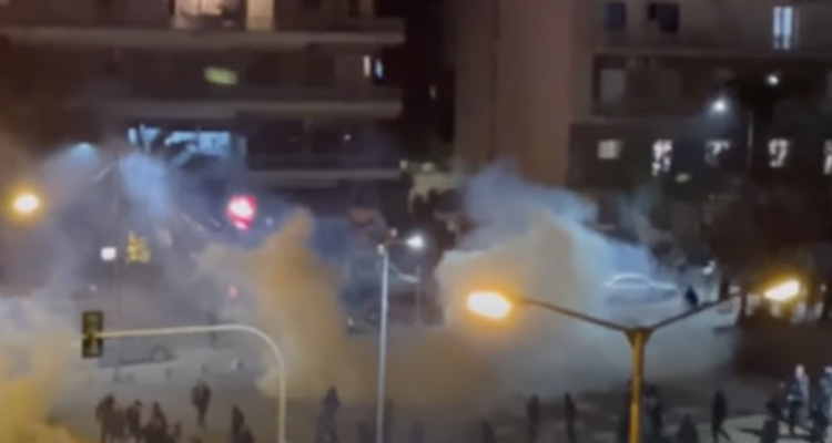 Νέα Σμύρνη - επεισόδια