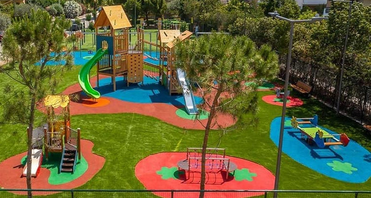 παιδότοπος στην Άνω Γλυφάδα