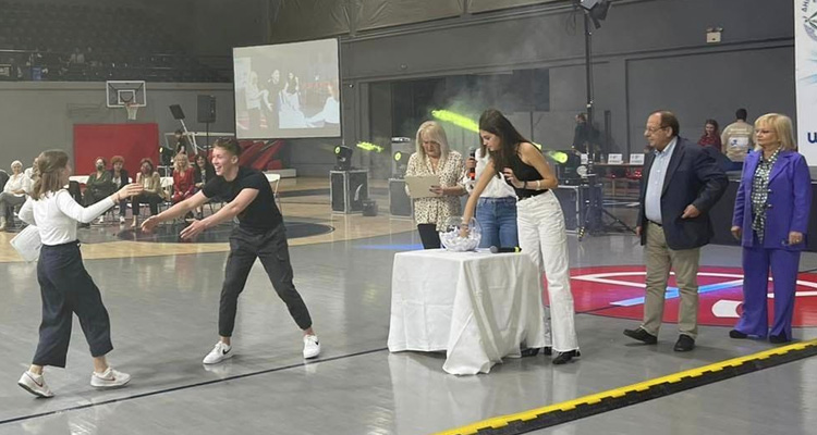 επιτυχόντες της Γλυφάδας