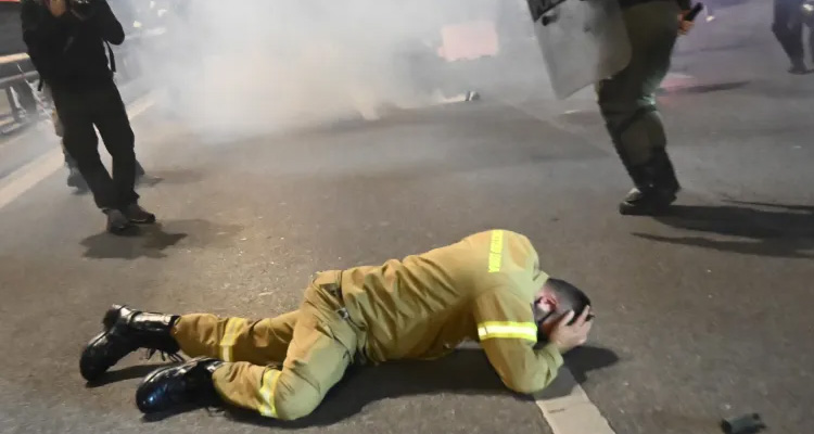 πυροσβέστες